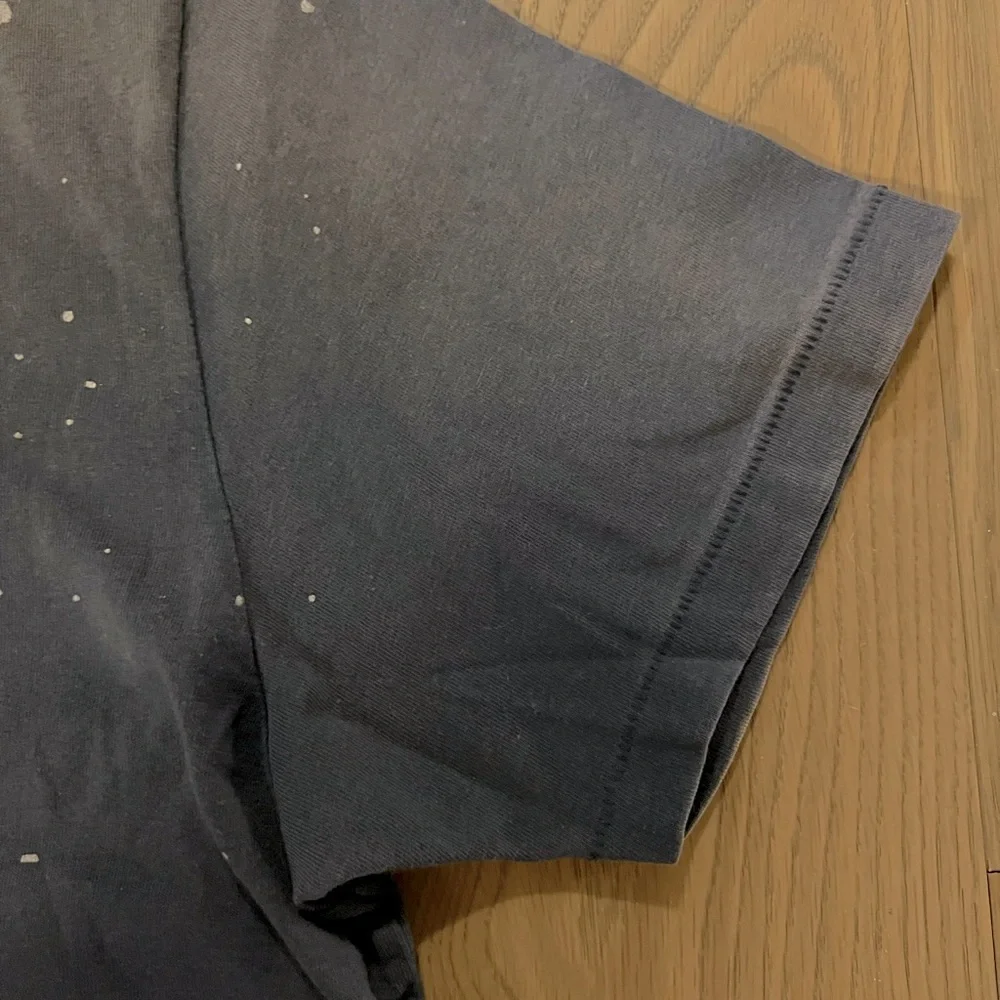 Hollister men’s distressed graphic TShirt - Picture 3 of 14